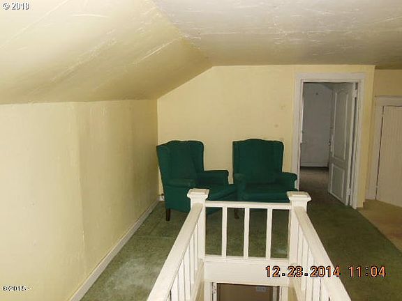 4th image of 4415 SE 51st St