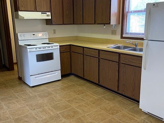 2nd image of 1700 5th St W #4