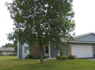 15431 95th Ave N, Maple Grove, MN 55369