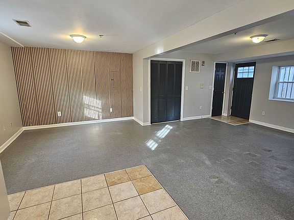 4th image of 72 Montclair Ave APT 1