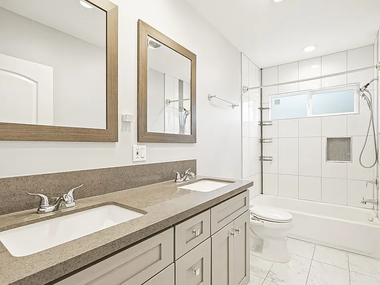 6528 Beeman Ave — Photo 12