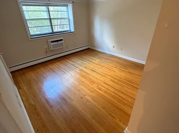 53 Llanfair Rd, Ardmore, PA