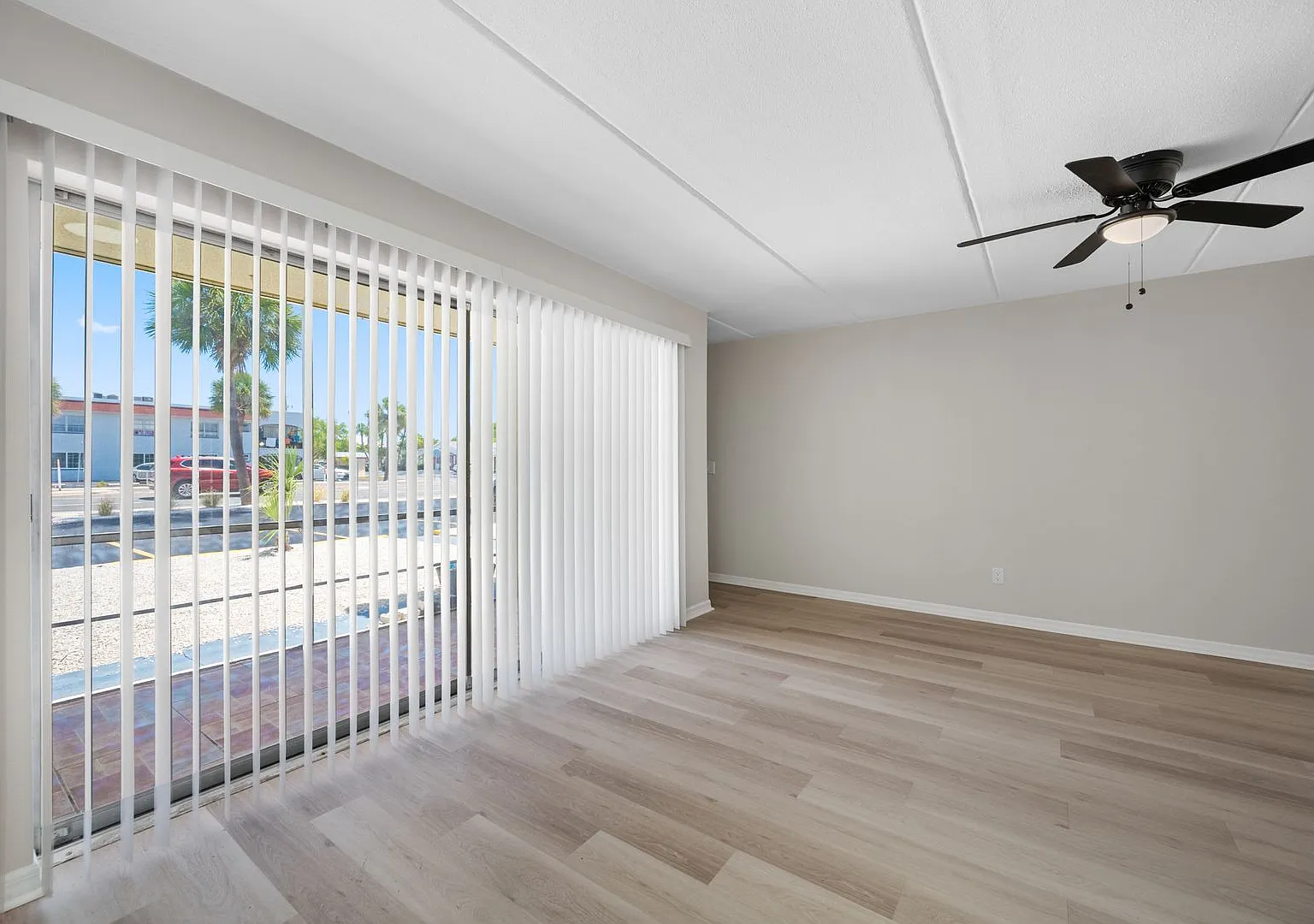 Sand Dune Apartments on St Pete Beach — Photo 4
