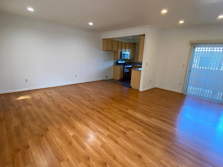 424 E Santa Anita Ave #204 — Photo 4