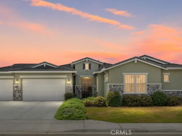 9003 Del Palma Dr, Bakersfield, CA 93314