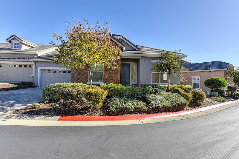 2nd image of 3798 Park Dr