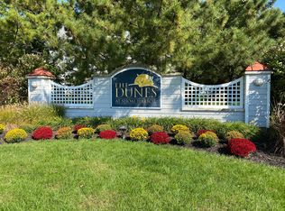 23 Skimmer Ln, Port Monmouth, NJ 07758