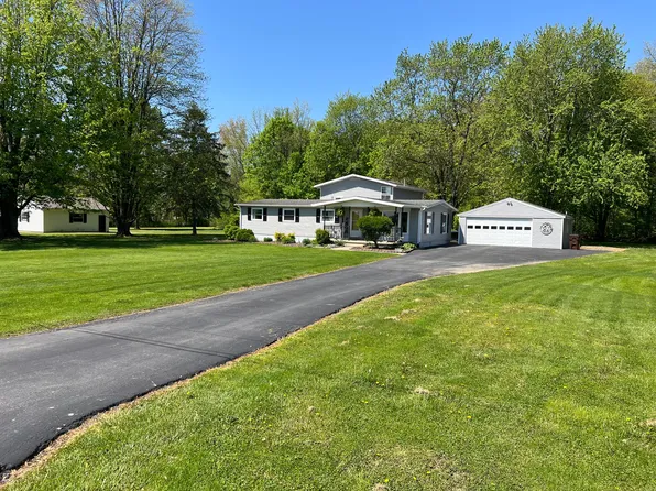 13493 Howell Rd, Saint Marys, OH 45885