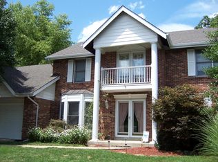 2908 Woodbridge Creek Dr, Saint Louis, MO 63129
