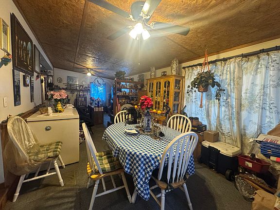 3rd image of 215 Embden Pond Road