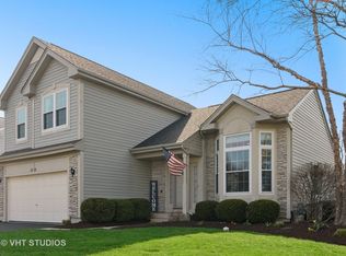 2991 Hillsboro Ln, Lake In The Hills, IL 60156