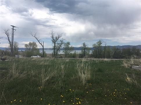 3rd image of 730 S Bear Lake Blvd