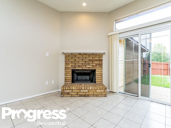 5th image of 1525 Manitoba Ln