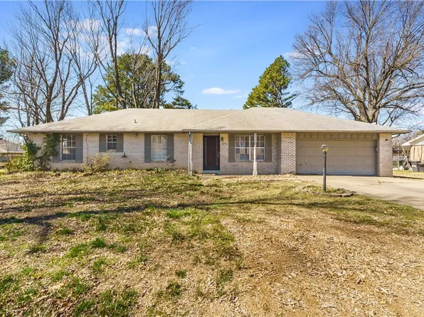 3147 N Sheryl Ave, Fayetteville, AR 72703