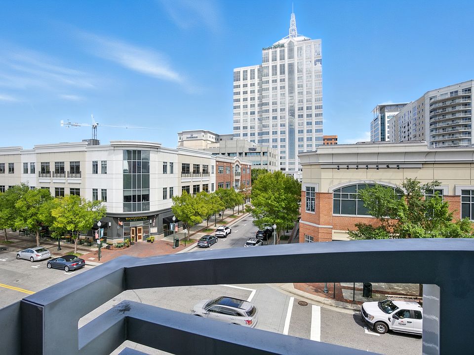 1st image of 221 Market St Unit 325