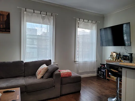 Rented by Elite Team Realty LLC | media 13