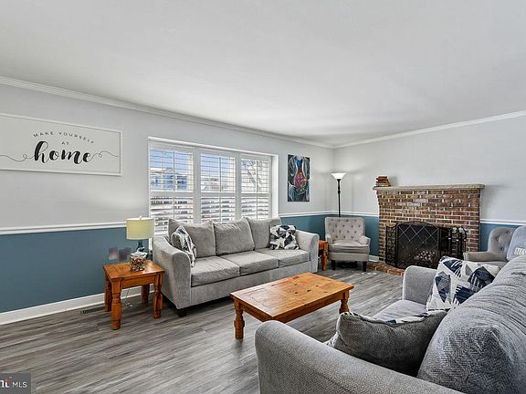 4th image of 2923 Alconbury Ct