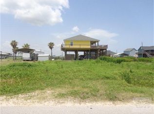 850 S Tinkle Ln, Crystal Beach, TX 77650