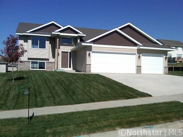 1st image of 1105 Tikalsky St SE