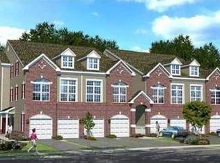 1313 Balsam Dr, New Windsor Town, NY 12553