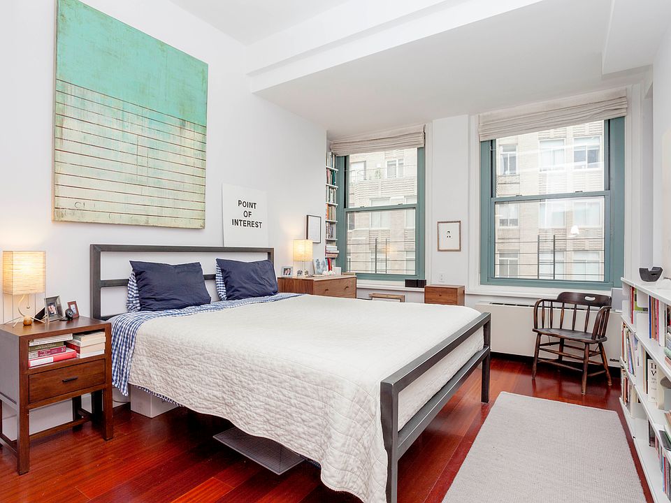 2nd image of 80 John St APT 18A