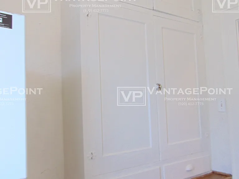 605 W Walnut St #2 — Photo 13