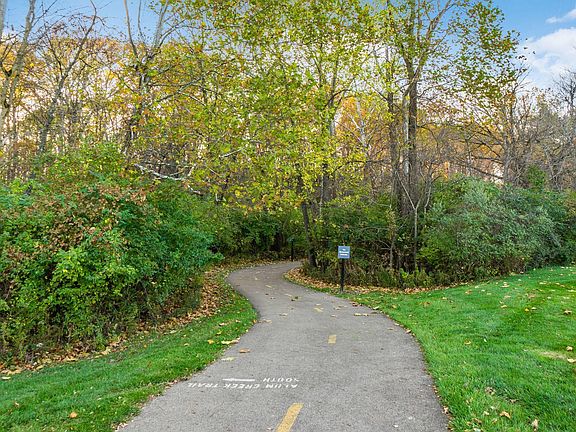 4th image of 2159 Shadow Rock Dr
