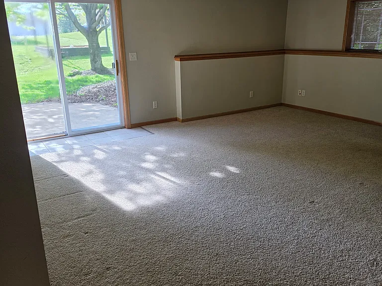 1006 Georgene St — Photo 11
