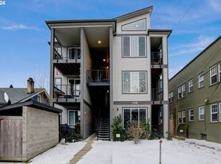 2108 NE Everett St #202, Portland, OR 97232
