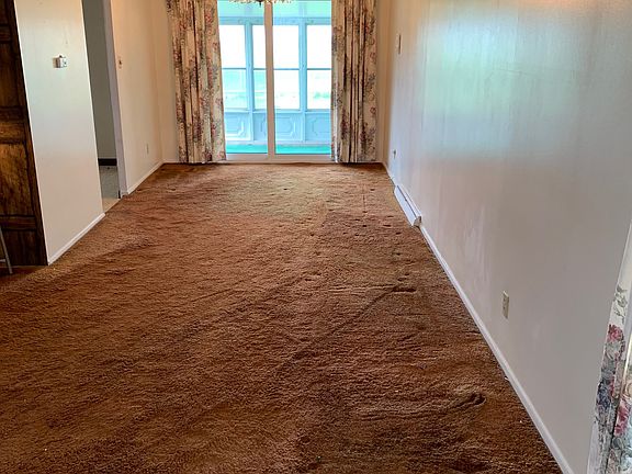 3rd image of 34 Jesella Dr N
