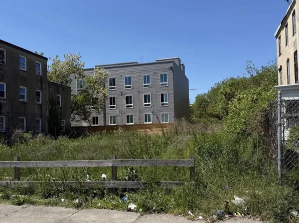 2014 N 22nd St, Philadelphia, PA 19121