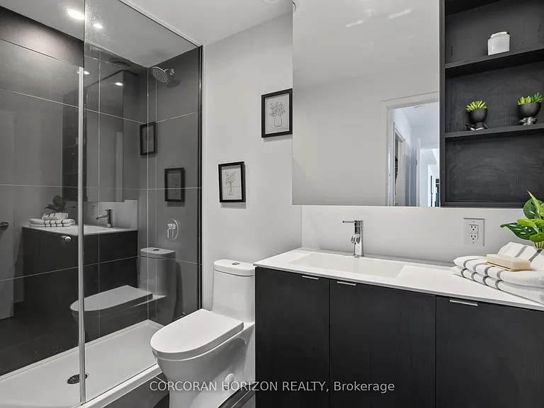 20 Edward St #Penthouse 1 — Photo 29