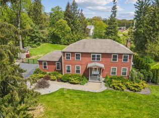 27 Wilkinson Rd, Randolph, NJ 07869