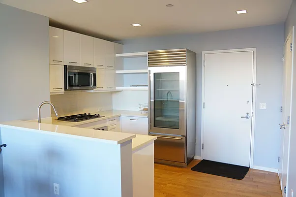 Rented by Realmart Realty LLC | media 26