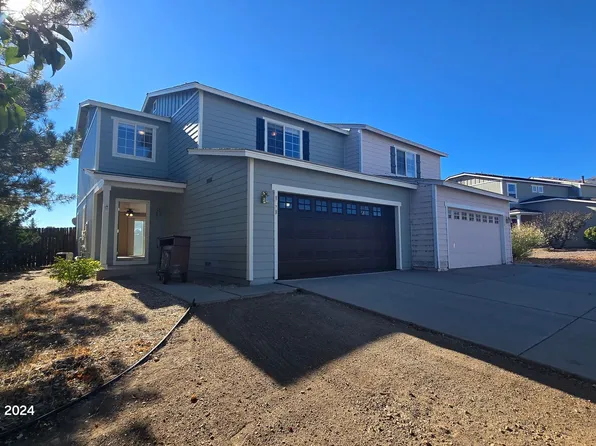 8778 Sunset Breeze Dr, Reno, NV 89506