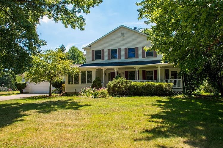 1st image of 23064 Sheri Ln