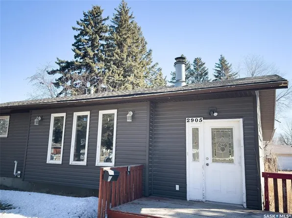 2905 Preston AVENUE S, Saskatoon, SK S7J 2G8
