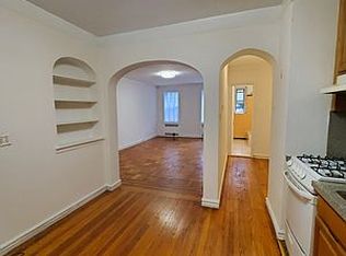 4130 46th St APT 1R, Sunnyside, NY 11104