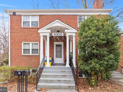 8300 Roanoke Ave, Takoma Park, MD, 20912