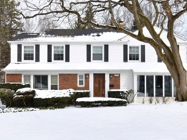 23499 Shelburne Rd, Shaker Heights, OH 44122