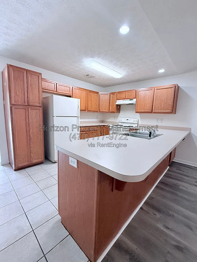 2 bed, 2.0 bath, 1080 sqft, $1,650 — Photo 4