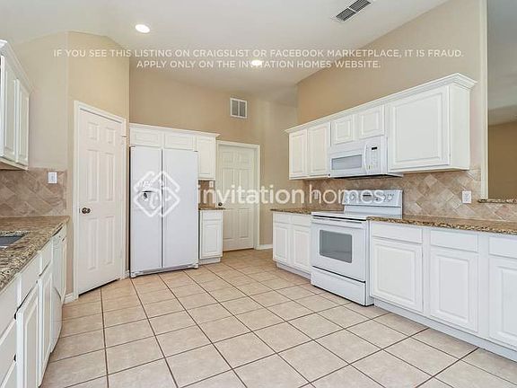 3rd image of 2105 Nugent Dr