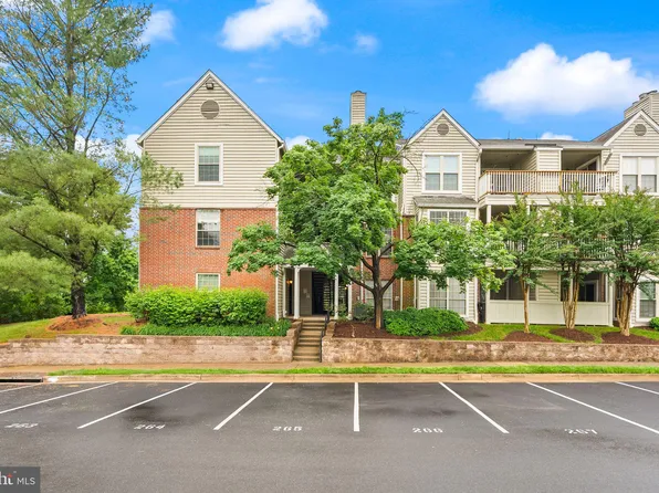 12160 Penderview Ter APT 1103, Fairfax, VA 22033