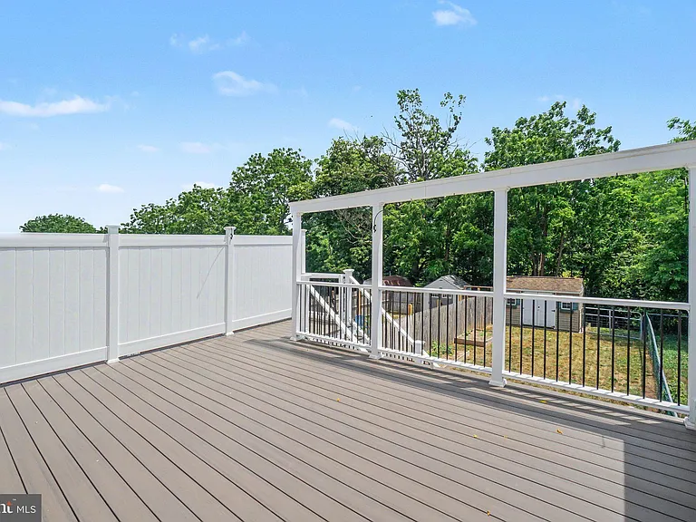 335 Cindy Dr — Photo 25