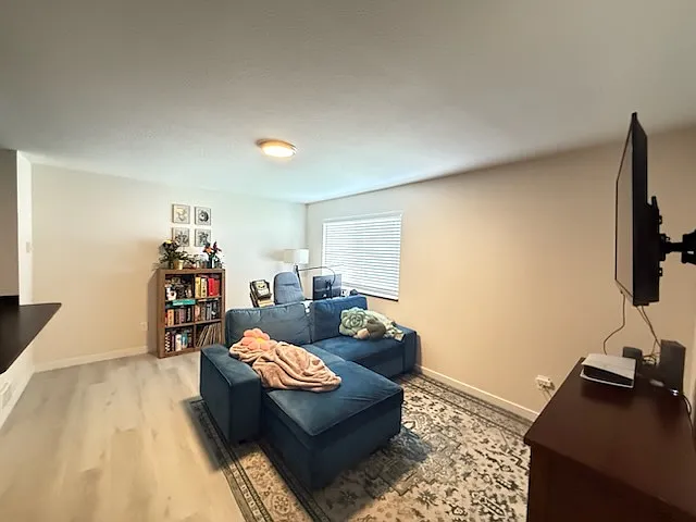 824 Grant St #8 — Photo 8