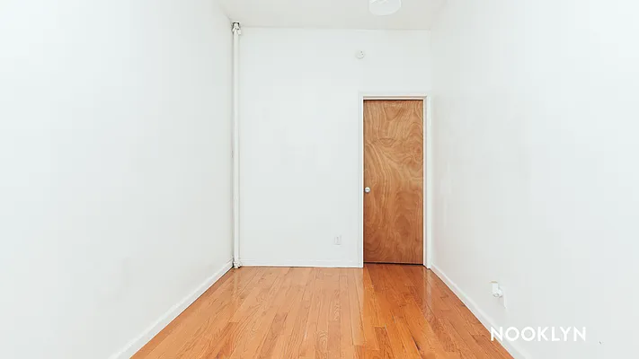 Rented by Nooklyn NYC LLC | media 5