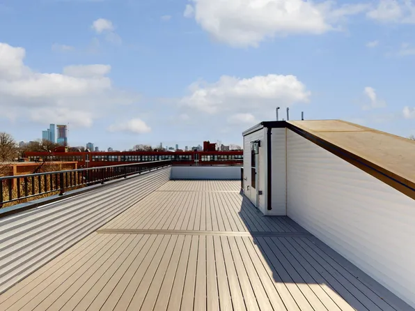 220 Freeman Avenue image 44 of 46