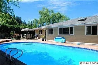 3588 Dogwood Dr S photo 1