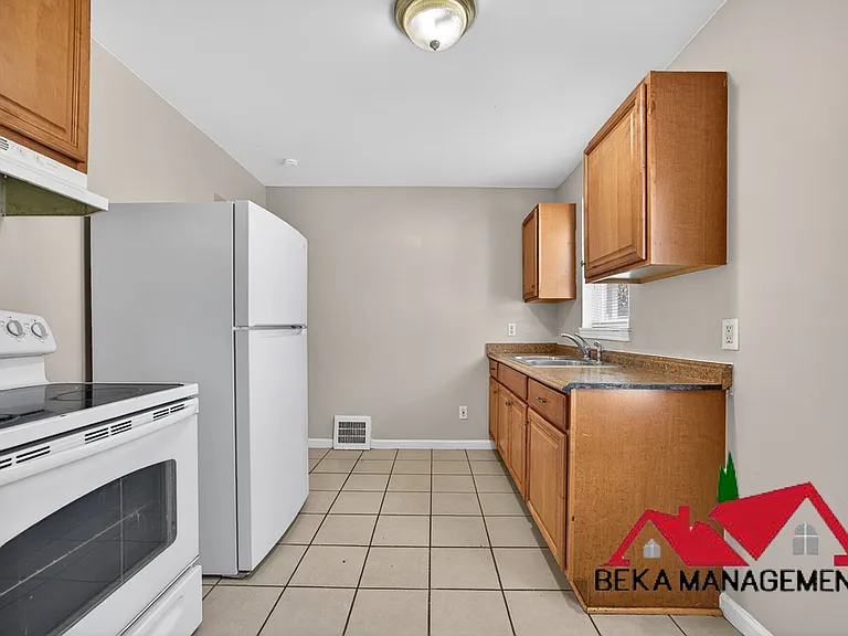 4924 Howe Rd — Photo 10