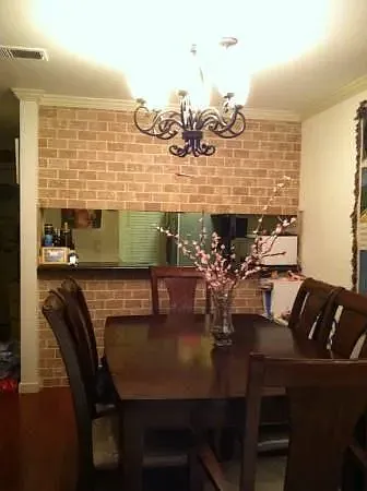 1039 San Souci